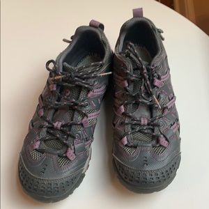 Hiking shoes